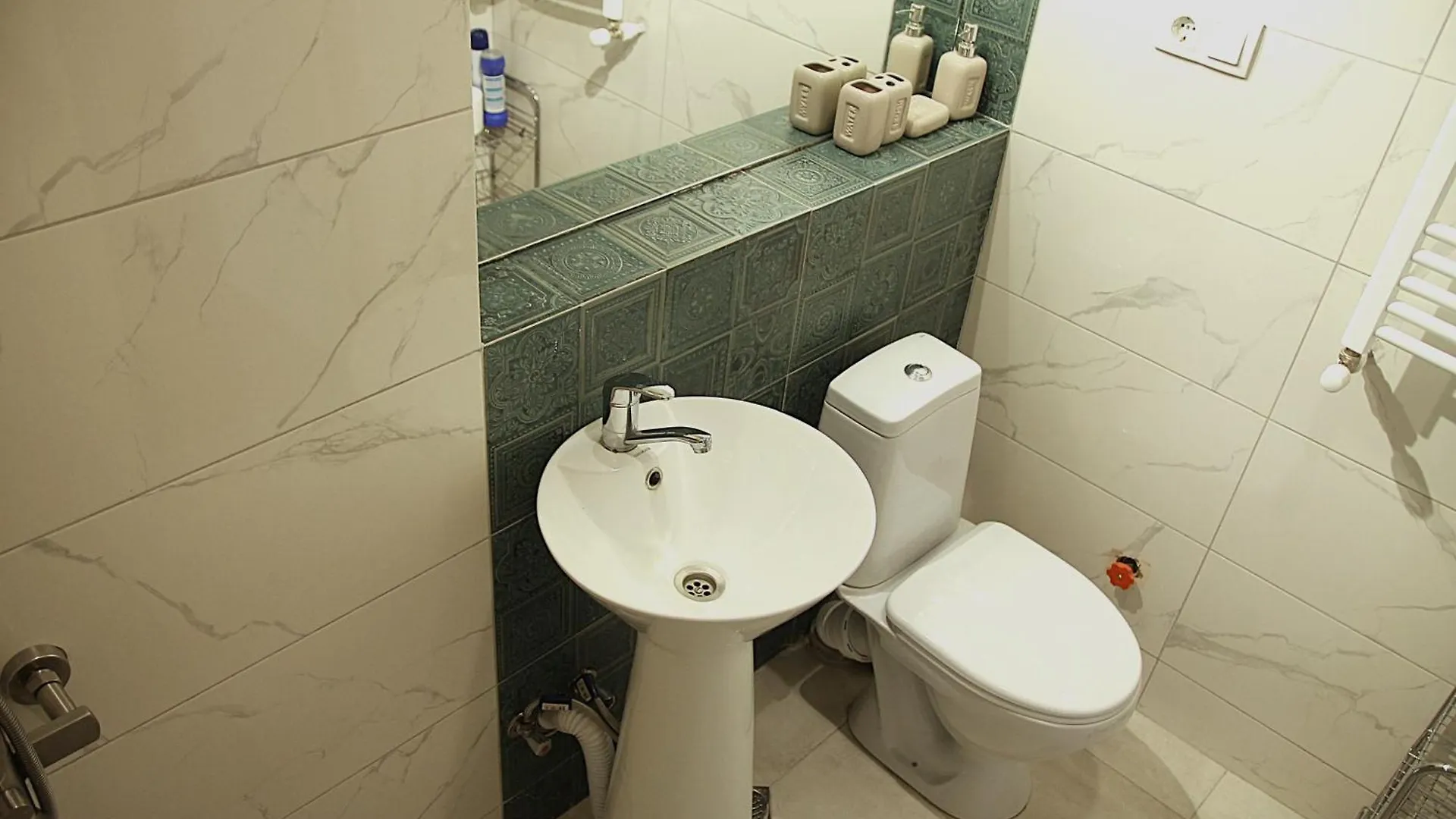 Two Bedrooms Apartment In Vake ティビリシ